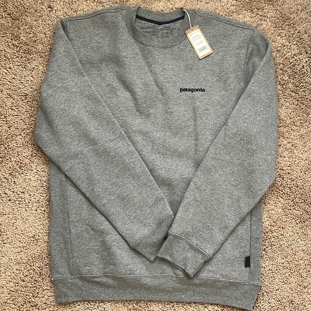 Patigonia Crewneck